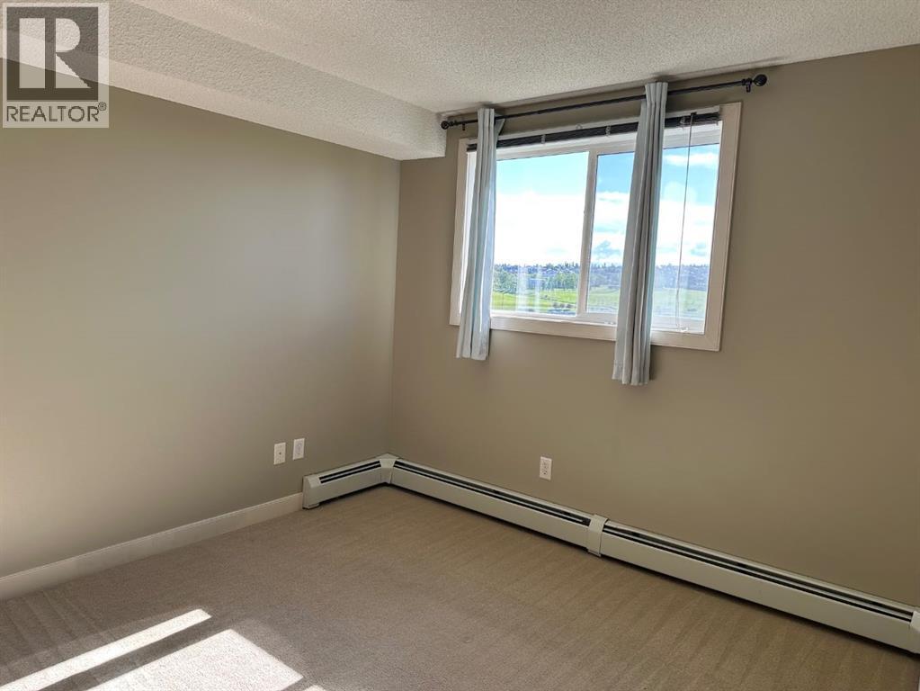 307, 108 Country village Circle NE