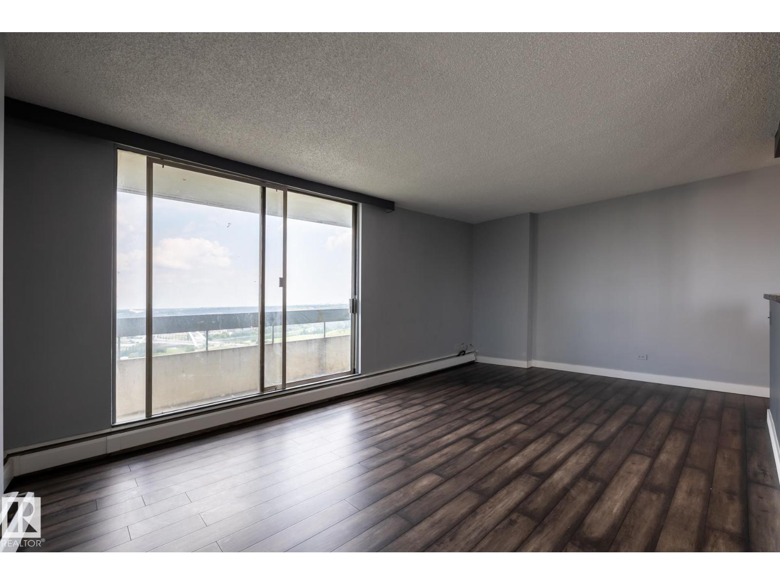 #911 10883 SASKATCHEWAN DR NW