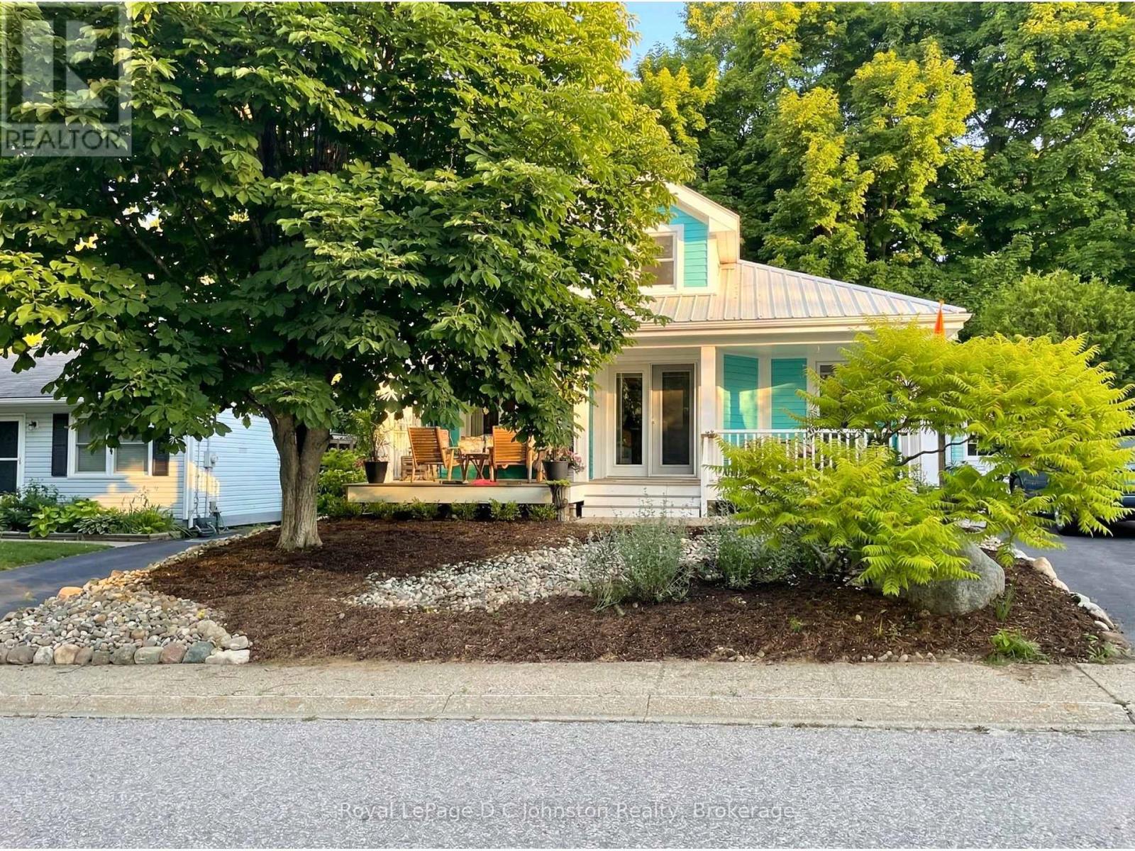 106 - 383 MCNABB STREET