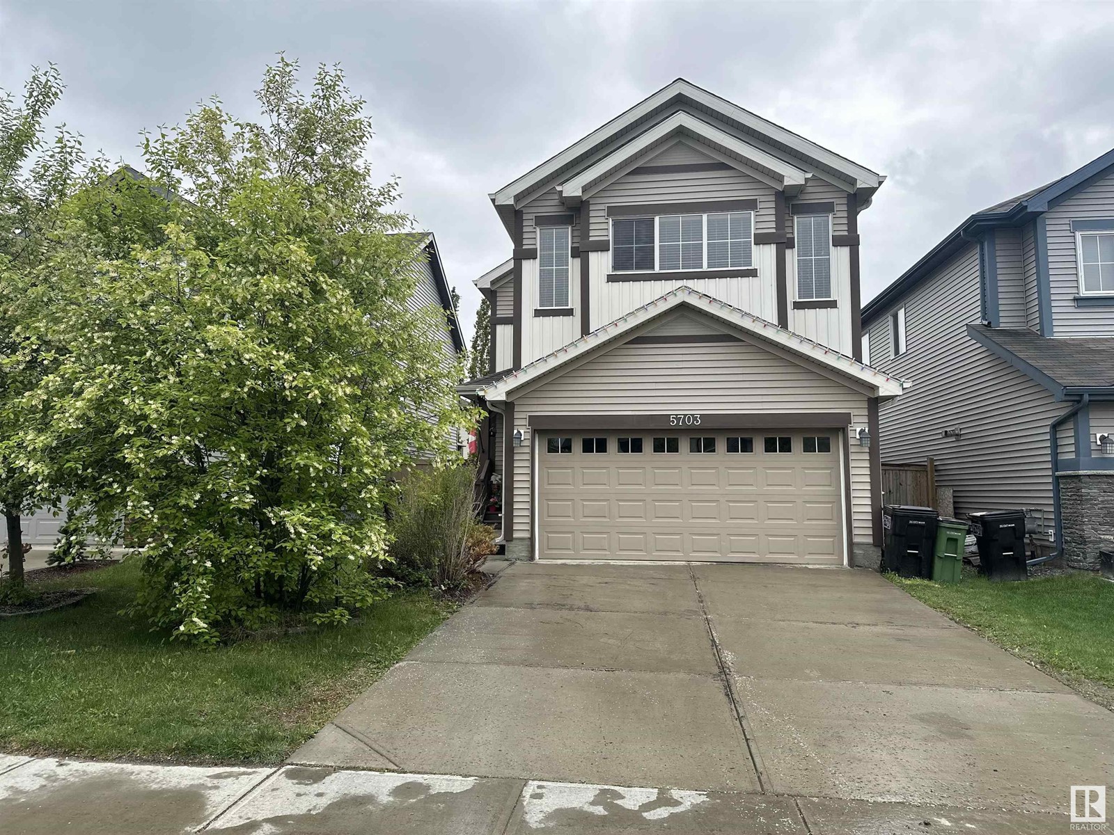 5703 18 AV SW