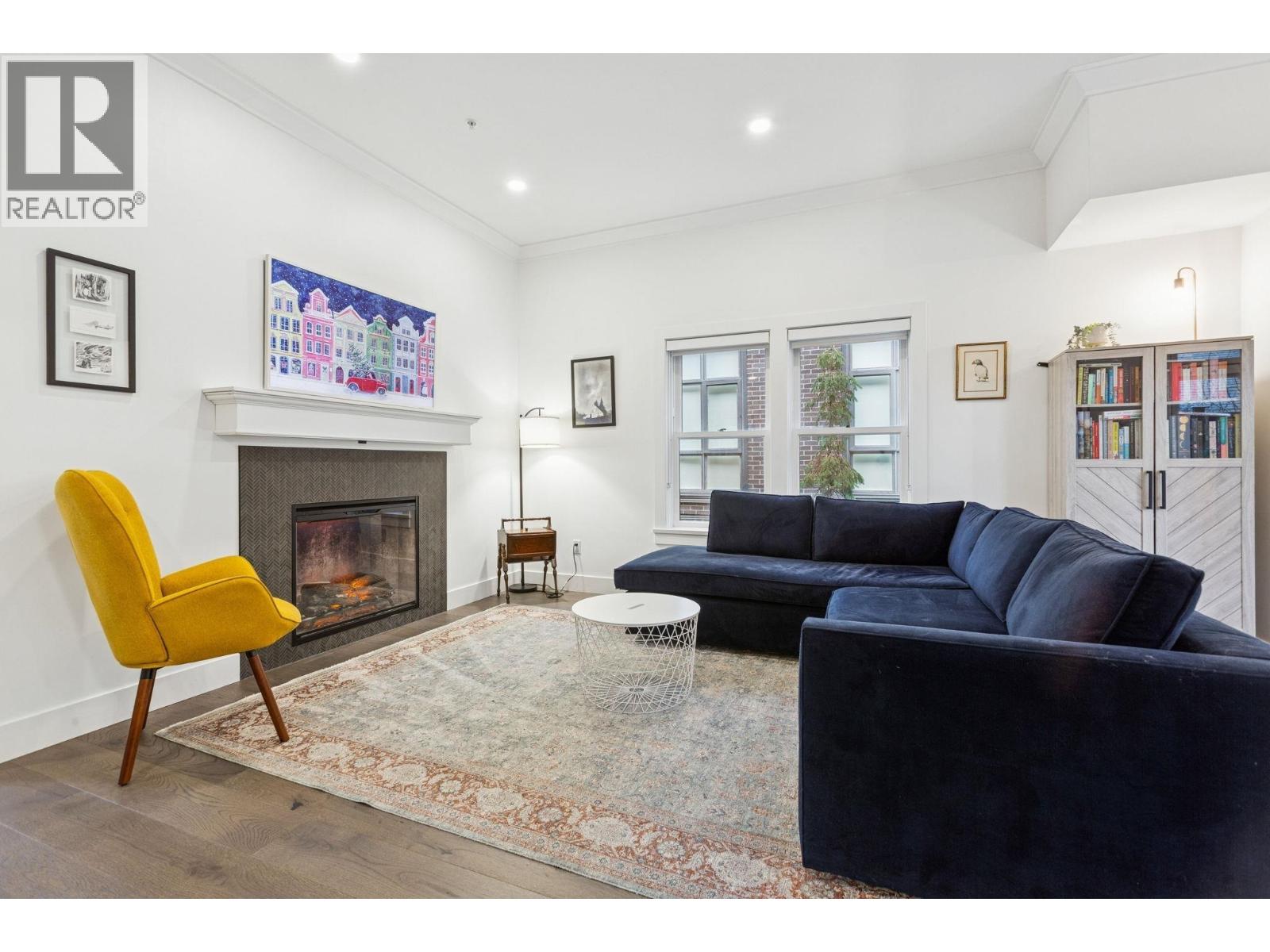 612 BRANTFORD STREET