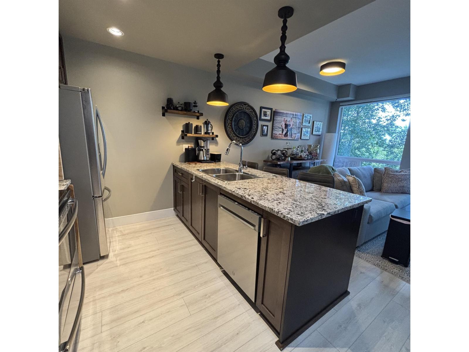 311 2238 WHATCOM ROAD