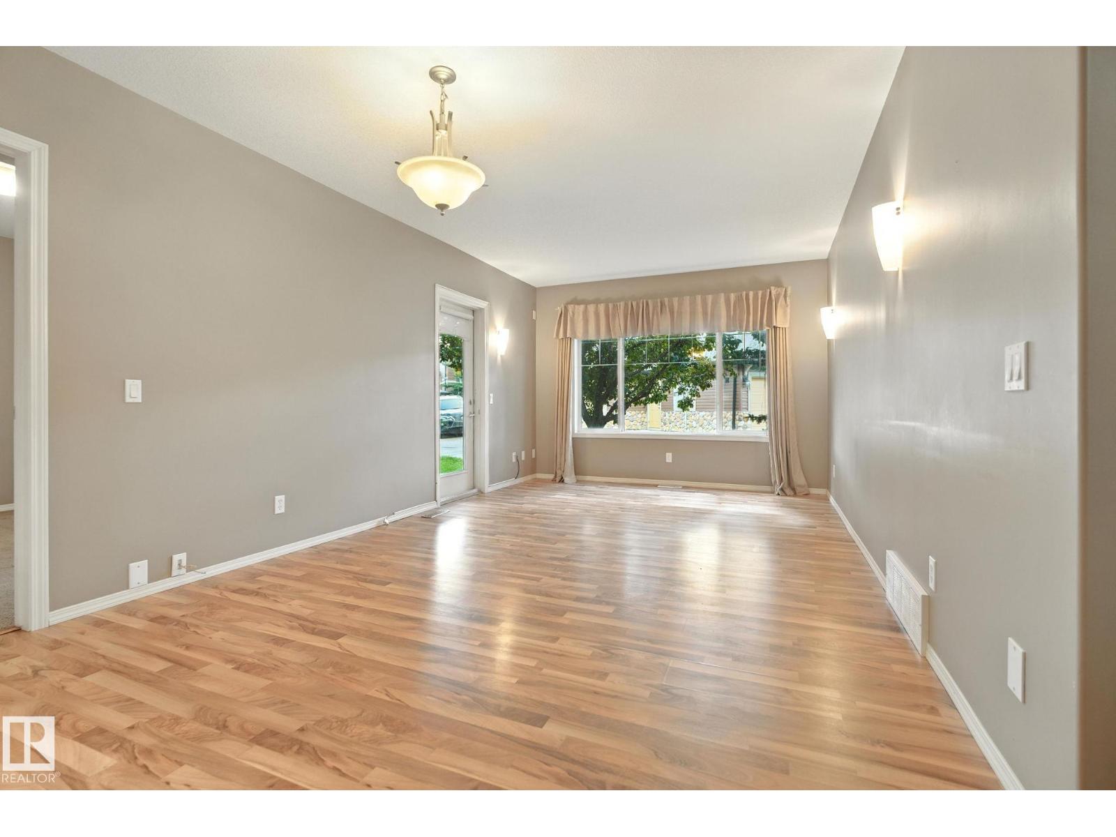 #21 671 SILVER BERRY RD NW