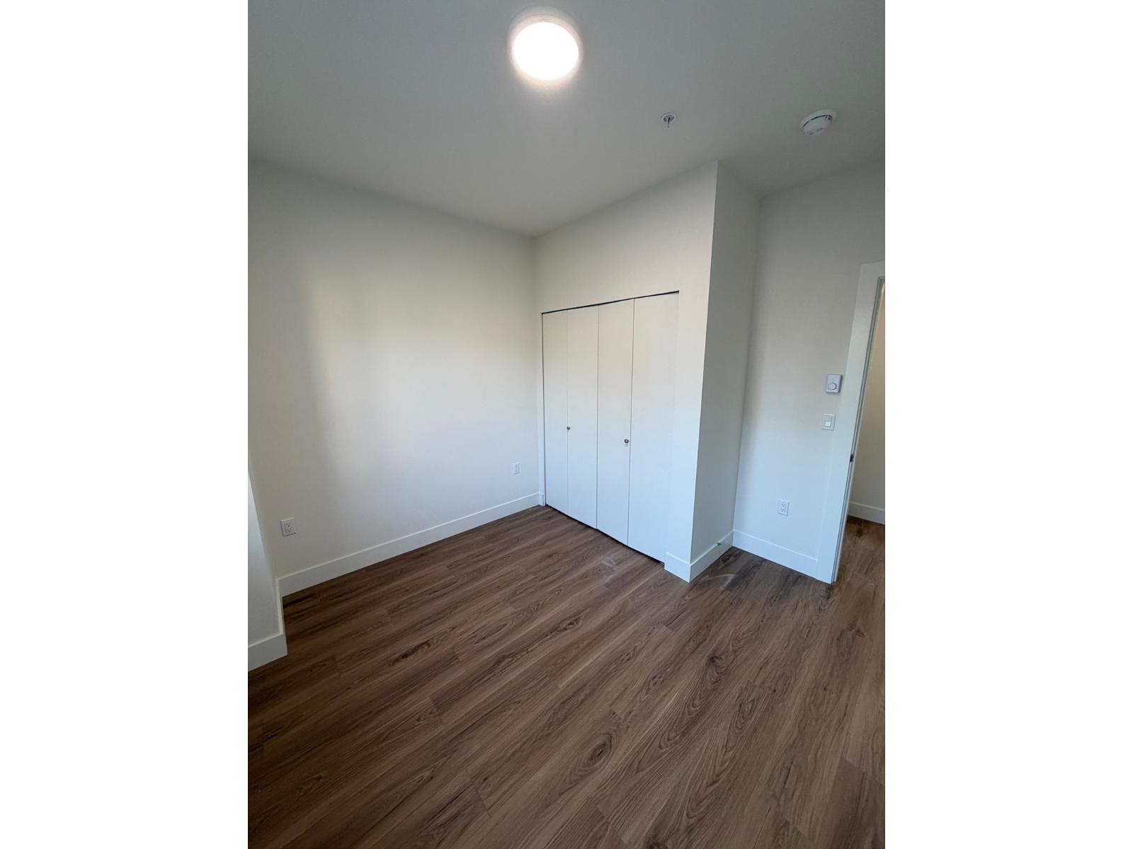 114 15739 FRASER HIGHWAY