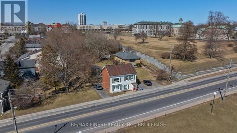 589 KING STREET W Kingston (Central City West) ON K7M2E6