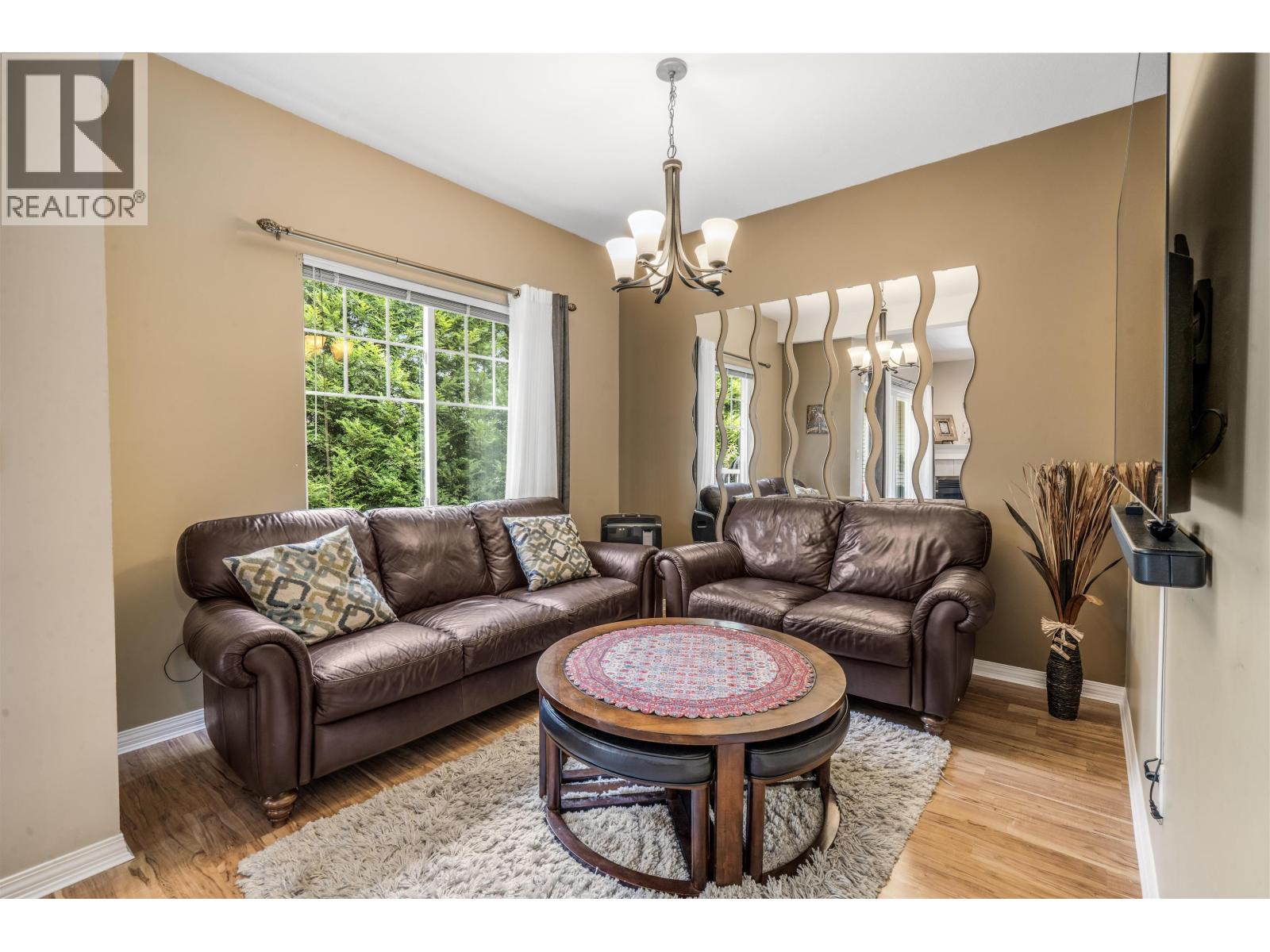 19 1765 PADDOCK DRIVE