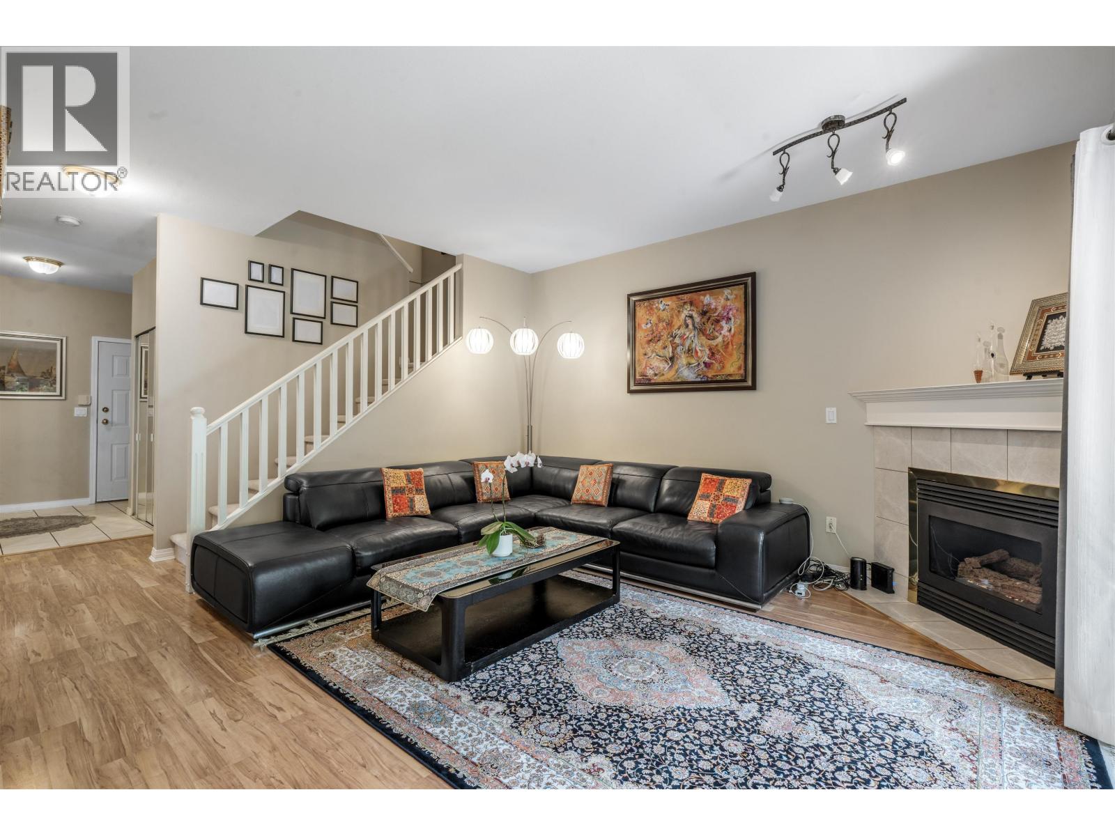 19 1765 PADDOCK DRIVE