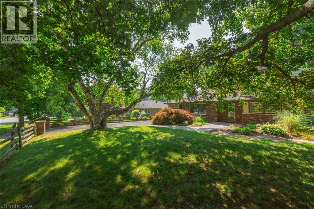 840 CLEARVIEW Avenue