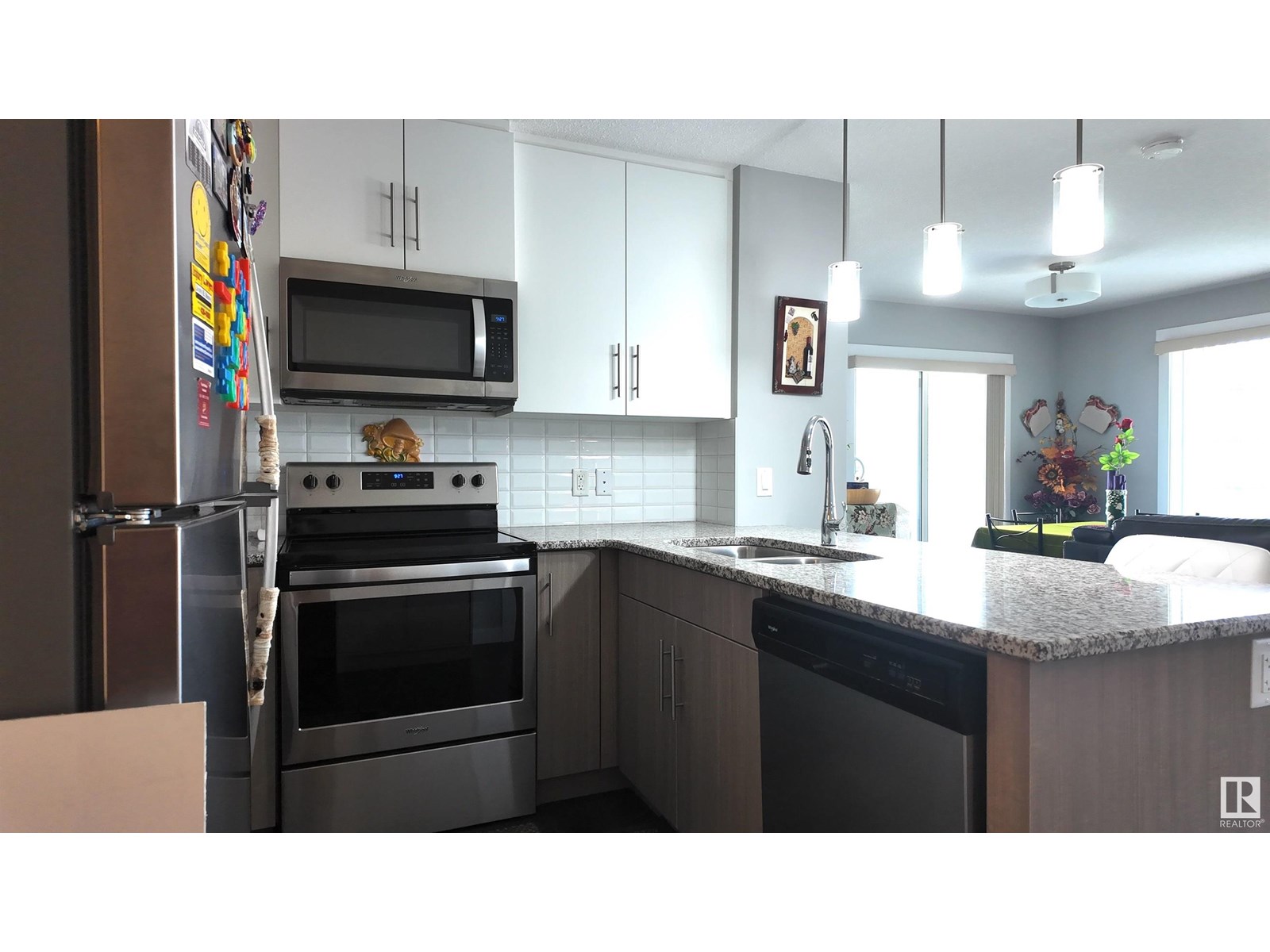 #206 3670 139 AV NW