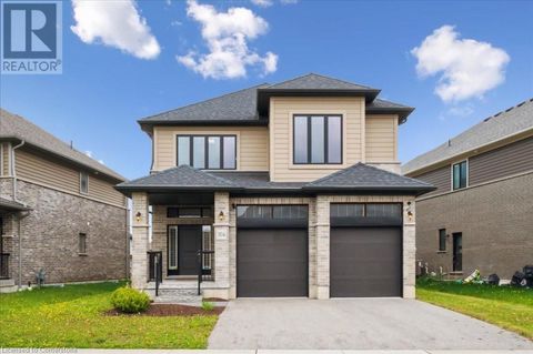 304 CARRIAGE Way Waterloo ON N2K0C2