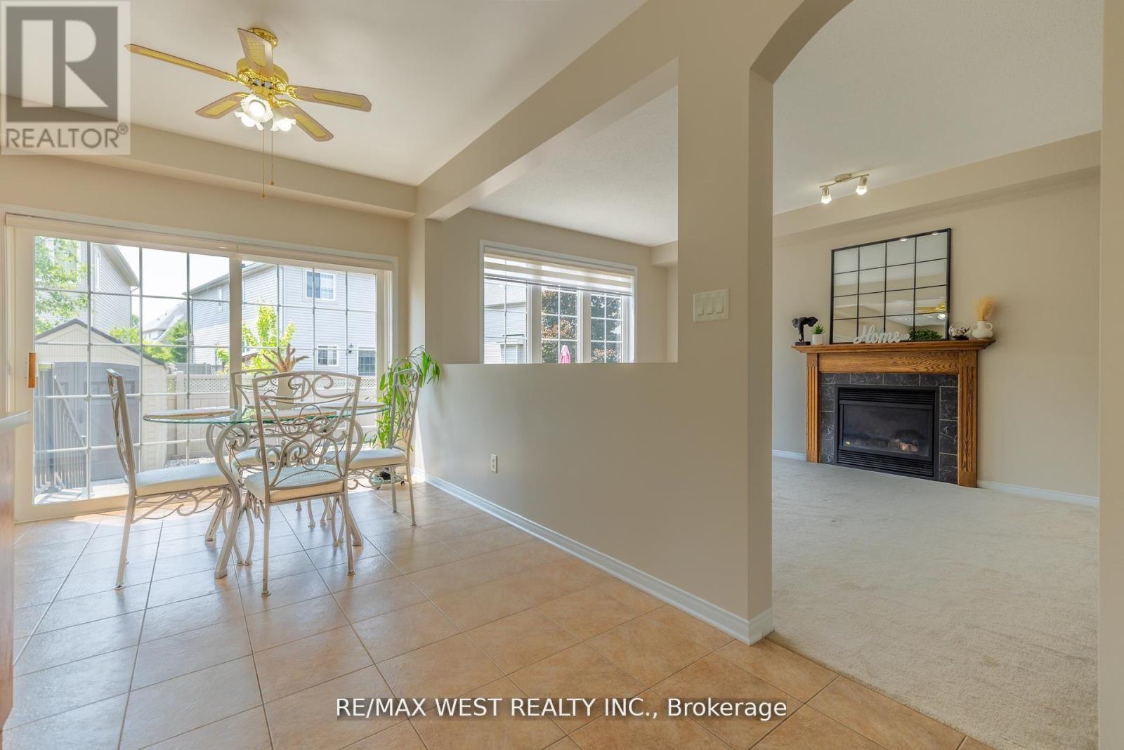 214 CASTLEGARTH CRESCENT