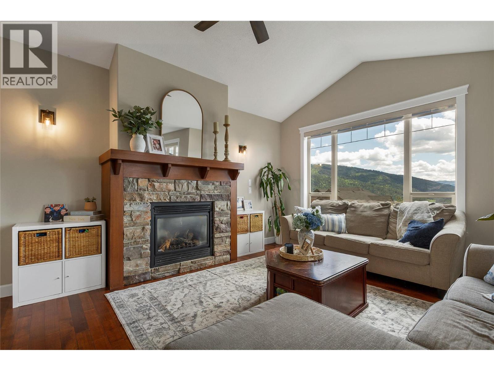 1449 Red Mountain Place