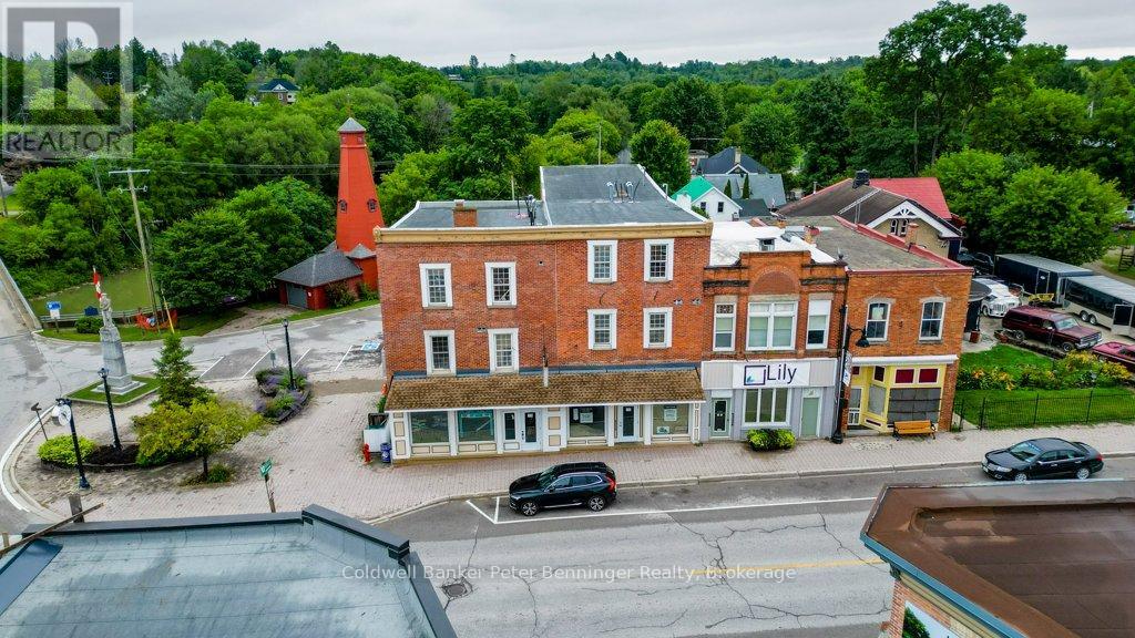 11 - 543 QUEEN STREET S