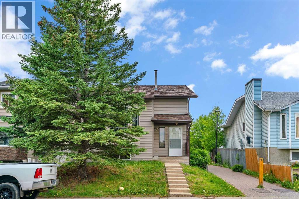 57 Falmere Way NE
