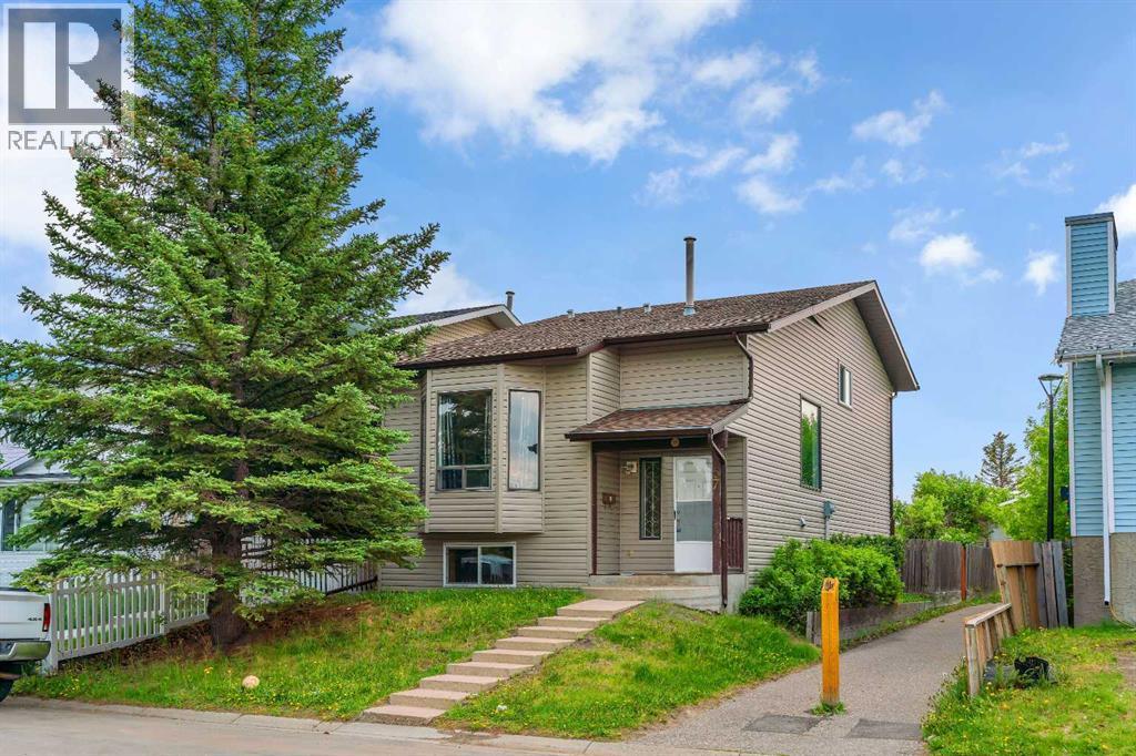 57 Falmere Way NE
