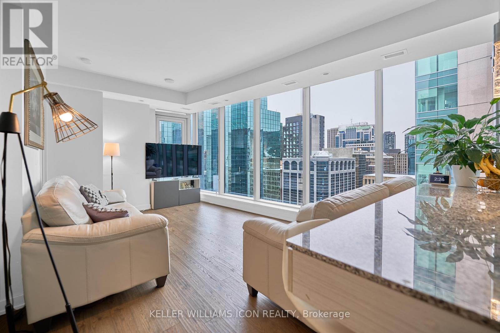 1209 - 101 QUEEN STREET