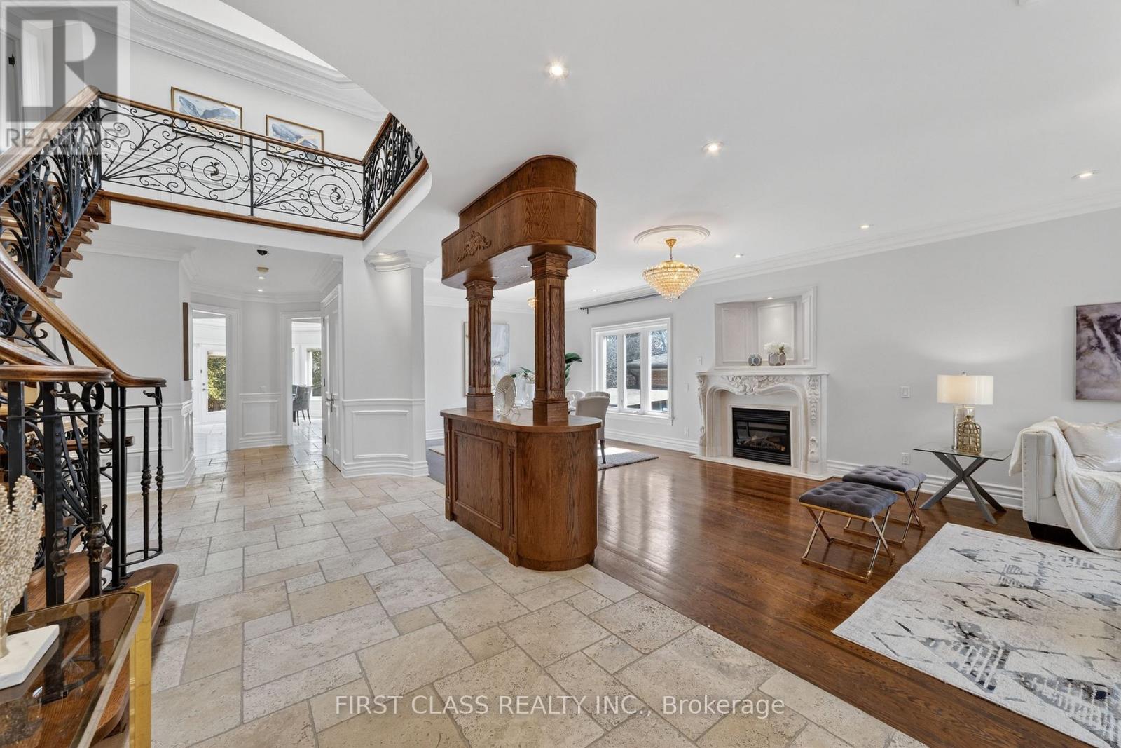 1031A LILLIAN STREET