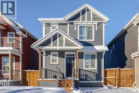 13 Howse Row NE Calgary AB T3P0Z3