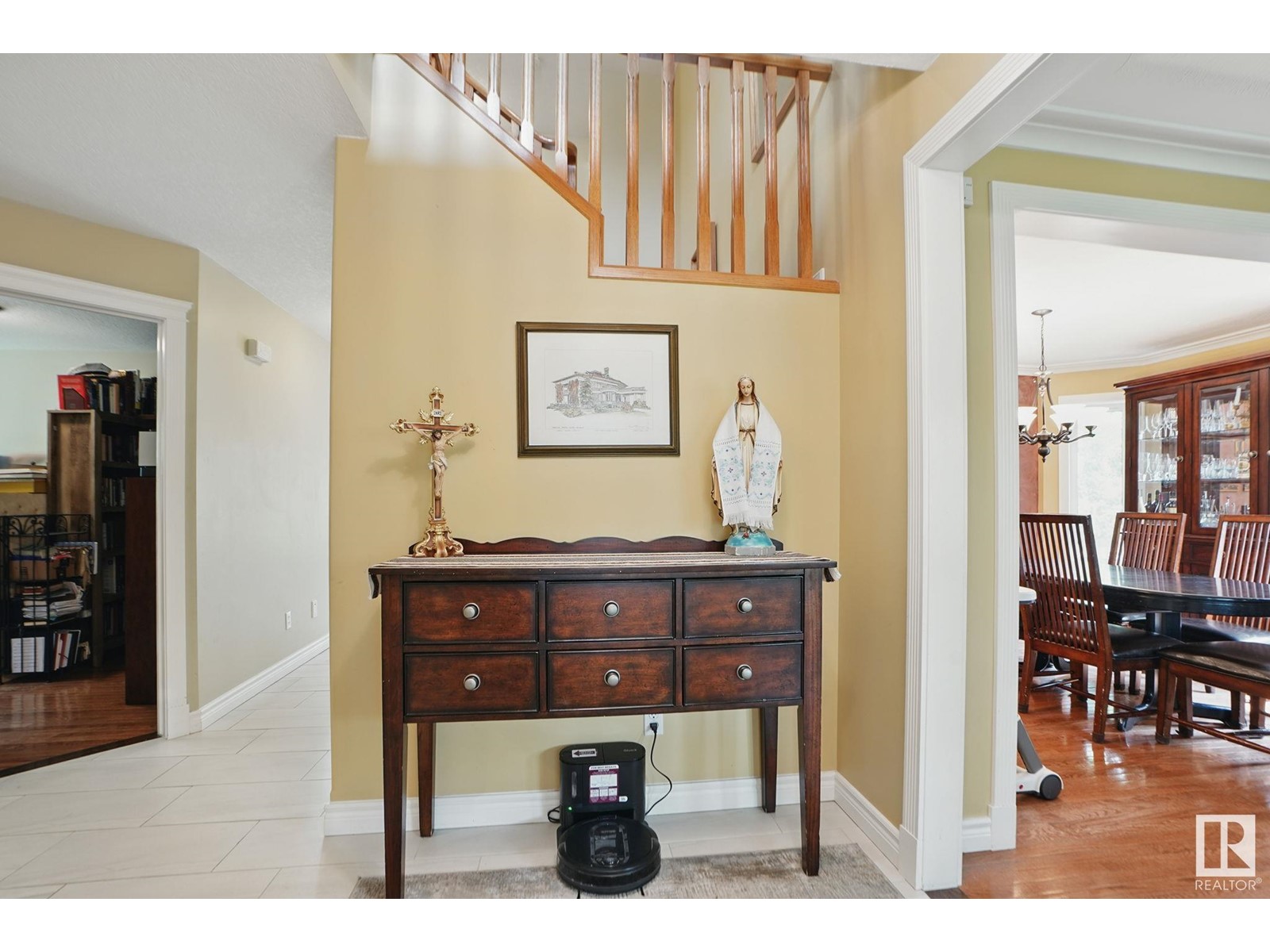 137 Dechene RD NW