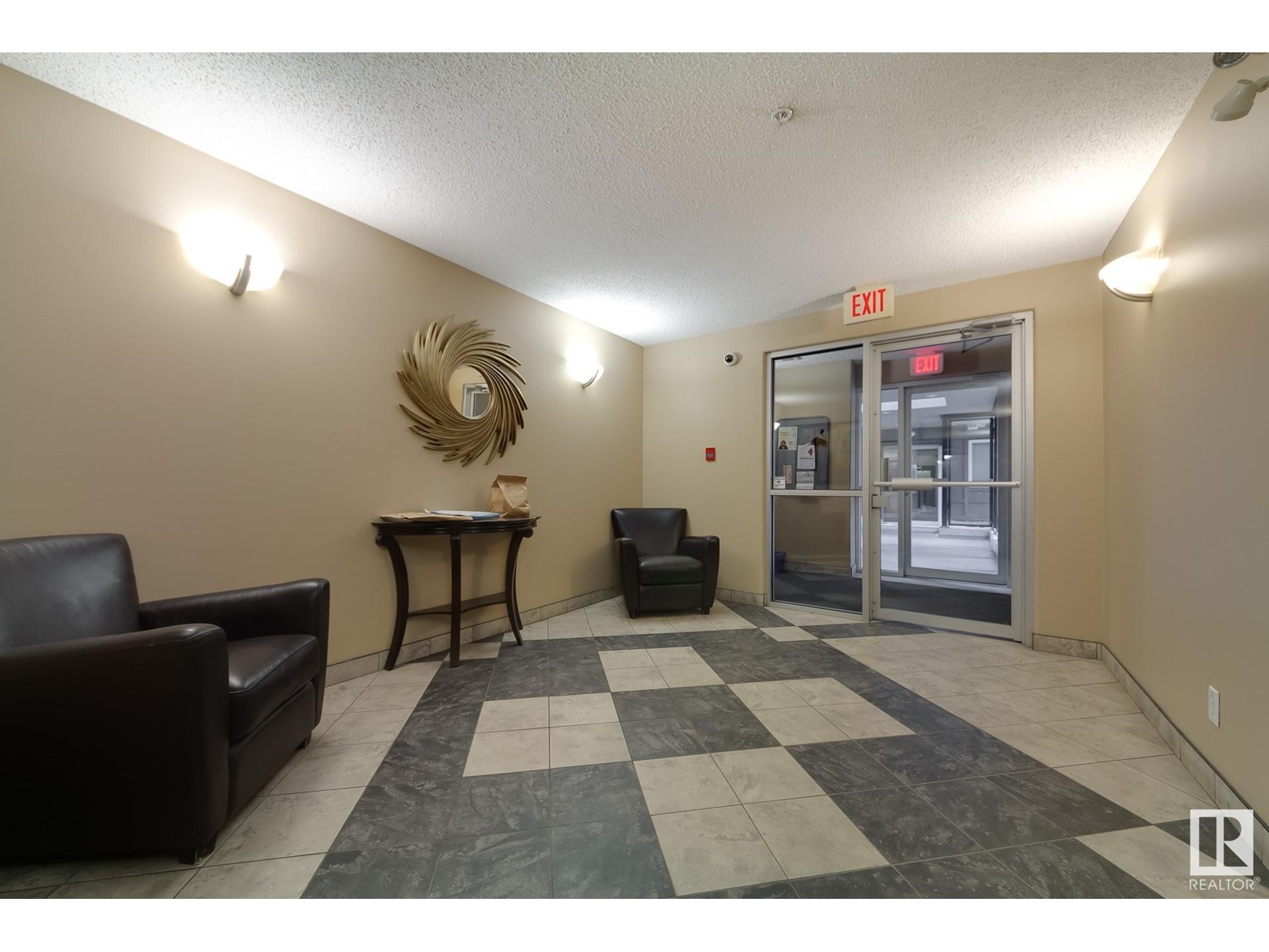 #505 11109 84 AV NW