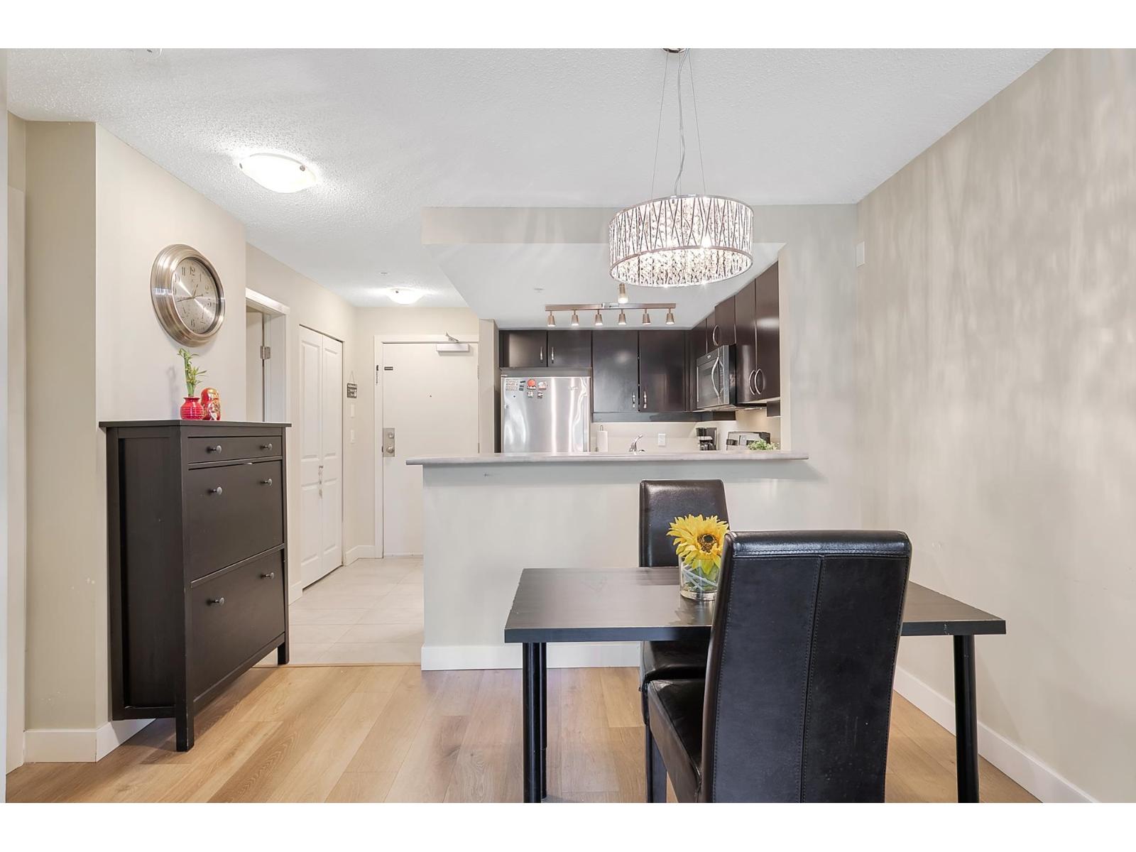 334 10838 CITY PARKWAY