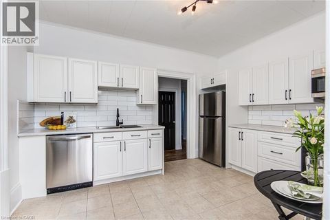 255 RAGLAN Street Unit# 5 Woodstock ON N4S1W9