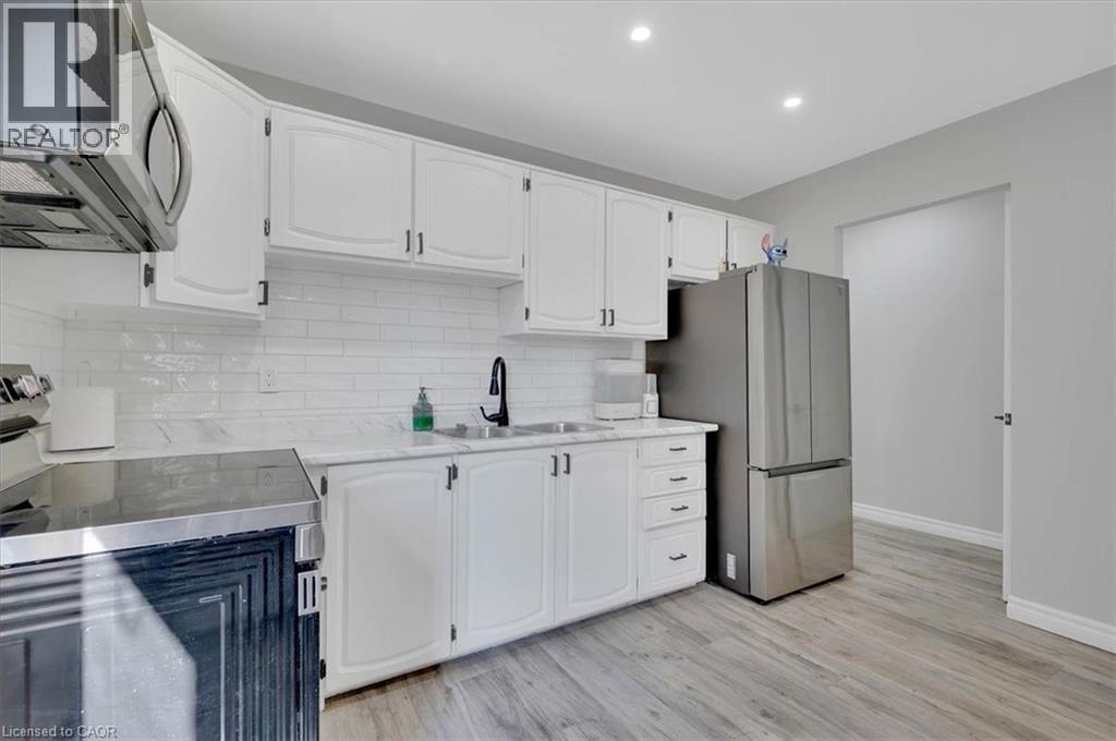 168 SILVER ASPEN Crescent