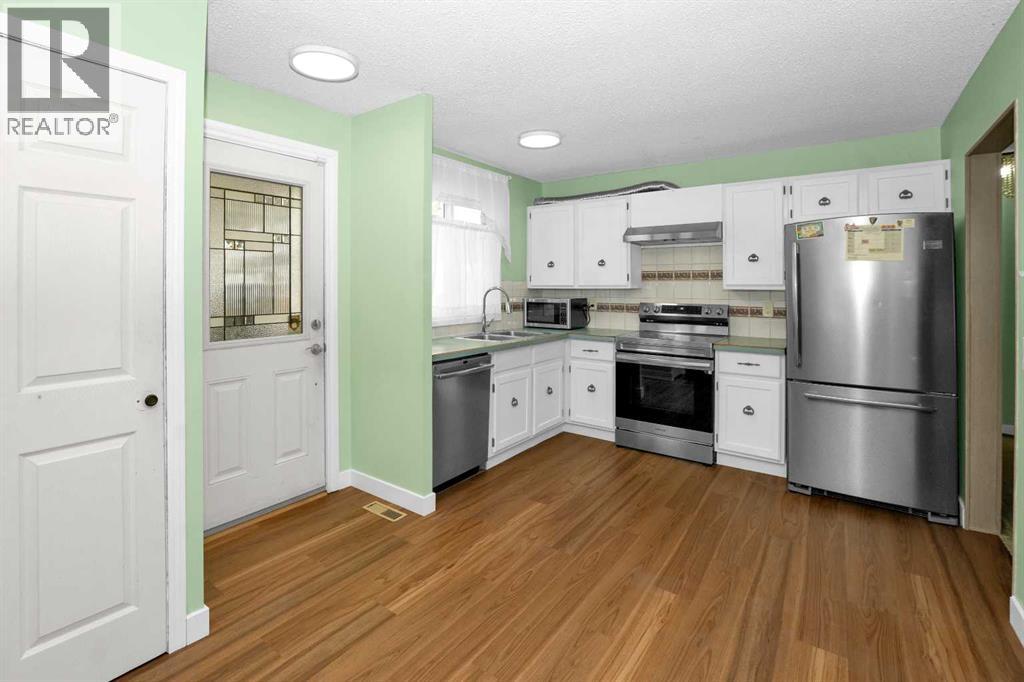 1059 Pinecliff Drive NE