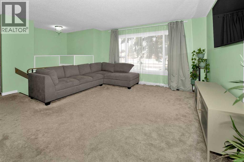 1059 Pinecliff Drive NE