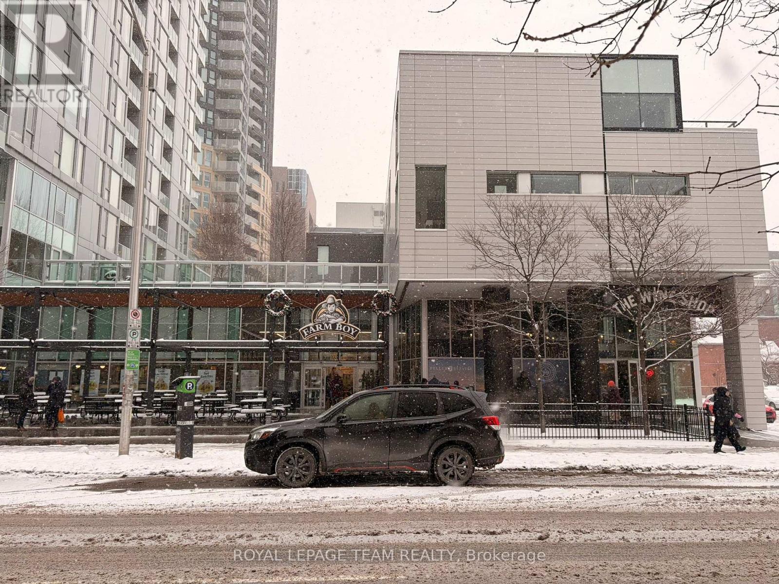 908 - 179 METCALFE STREET