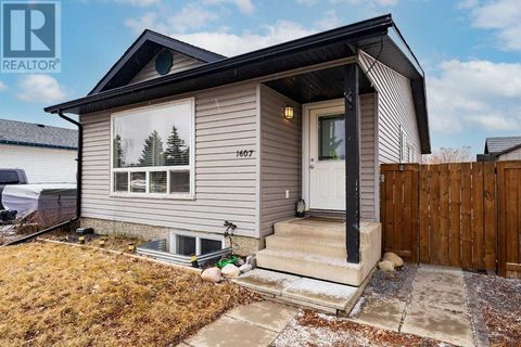 1607 Summerfield Boulevard SE Airdrie AB T4B1C7