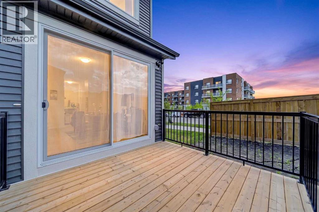 264 Edith Place NW