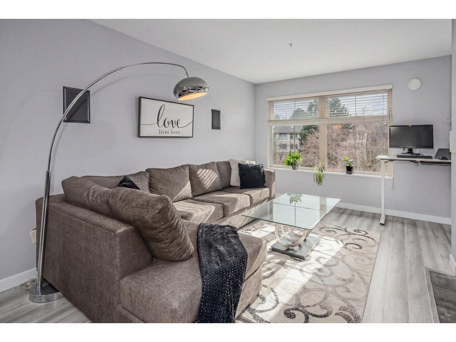 417 15210 GUILDFORD DRIVE