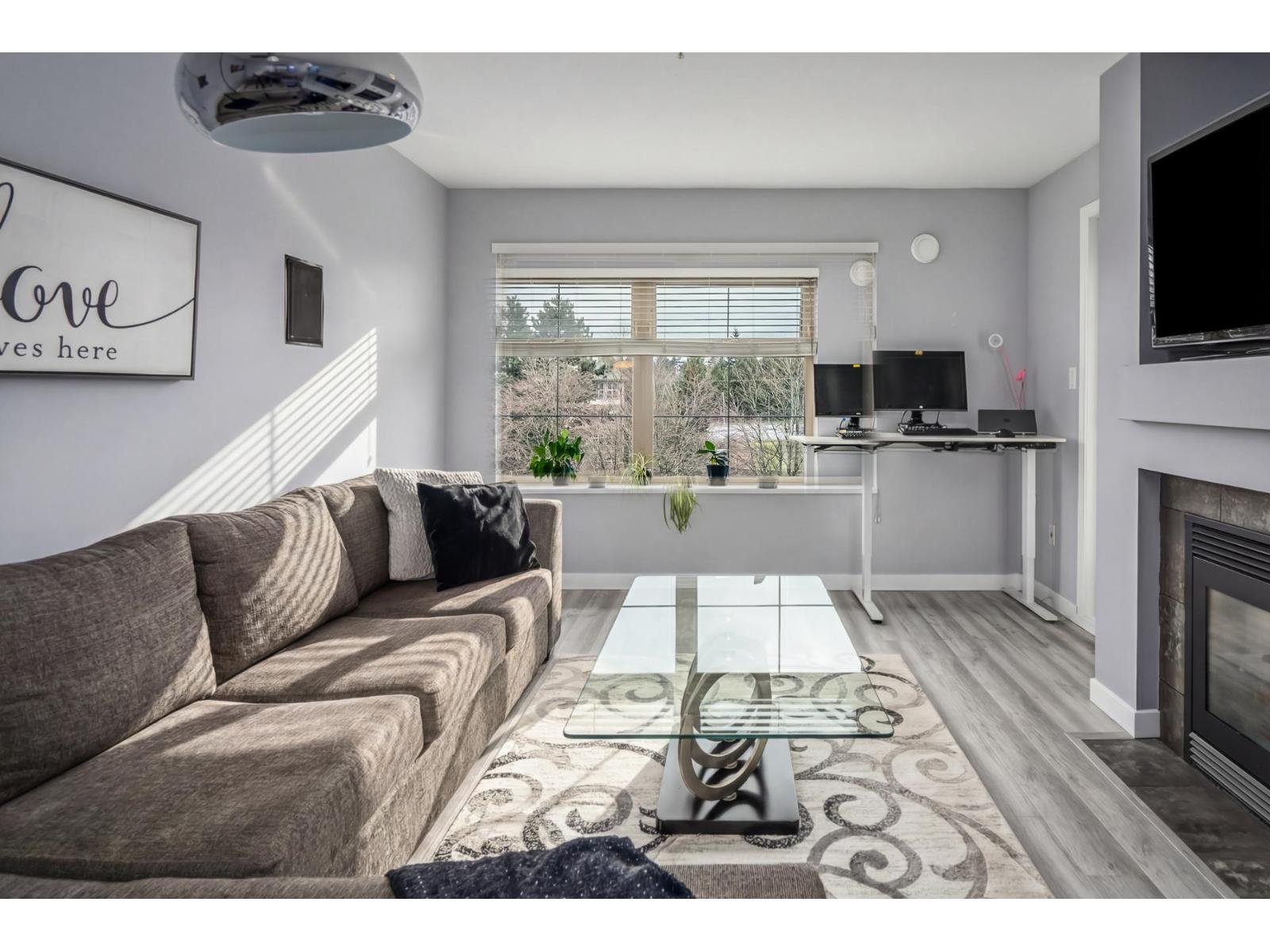 417 15210 GUILDFORD DRIVE