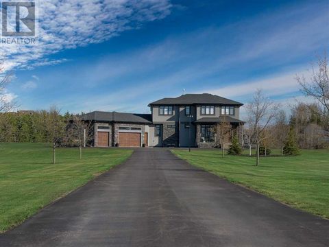 48069 279 Avenue E Rural Foothills County AB T1S4N8