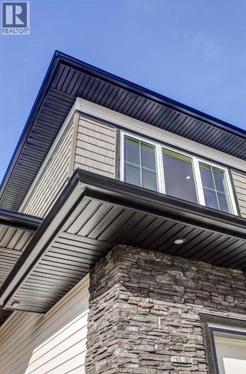 393 Rivergrove Chase W