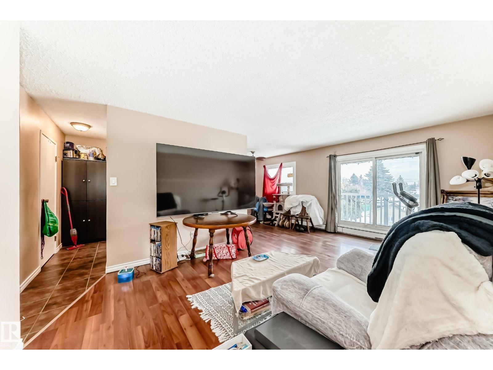 #305 10615 156 ST NW