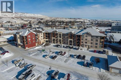 1211, 505 Railway Street W Cochrane AB T4C2K9