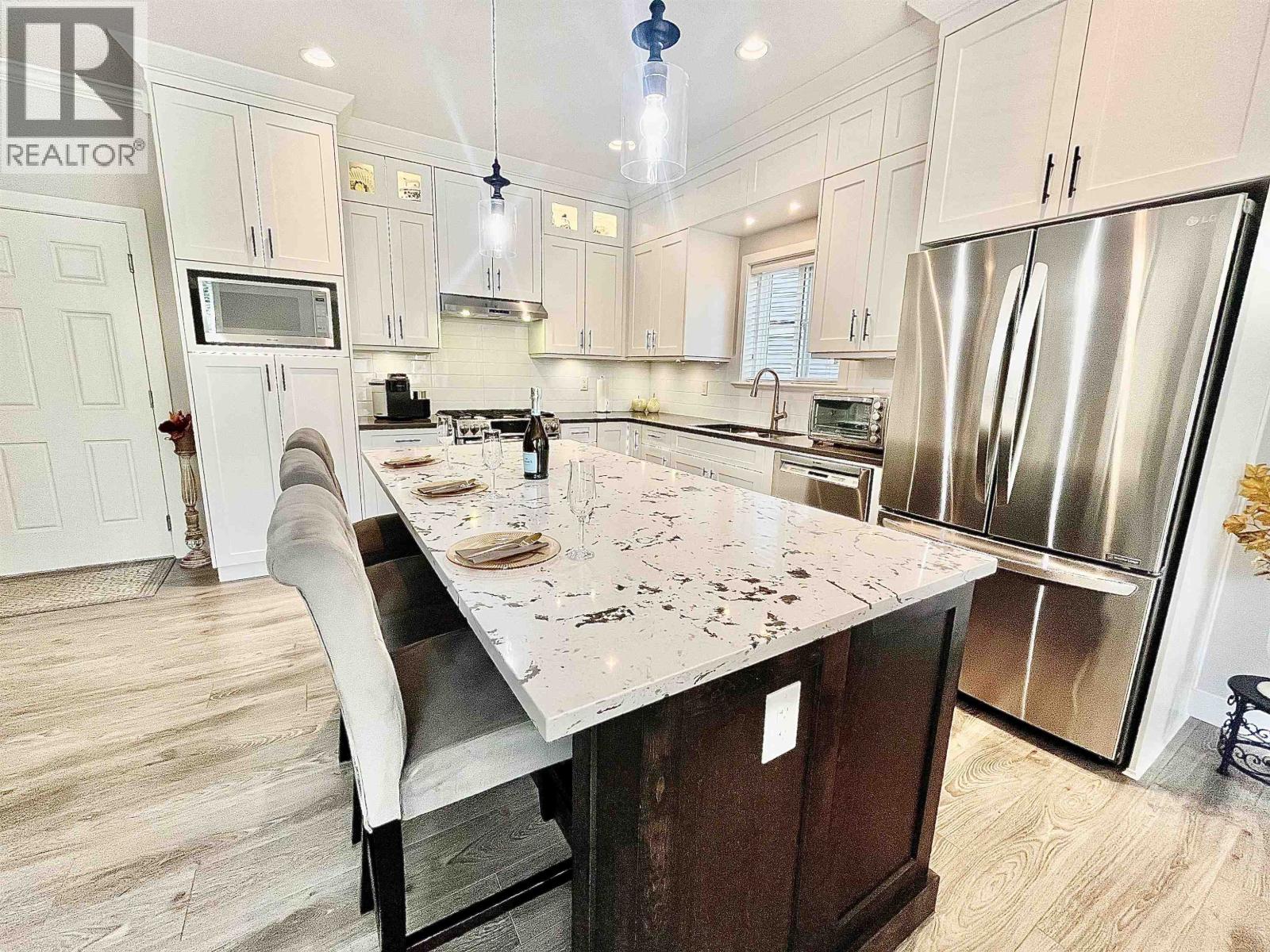 51 11252 COTTONWOOD DRIVE