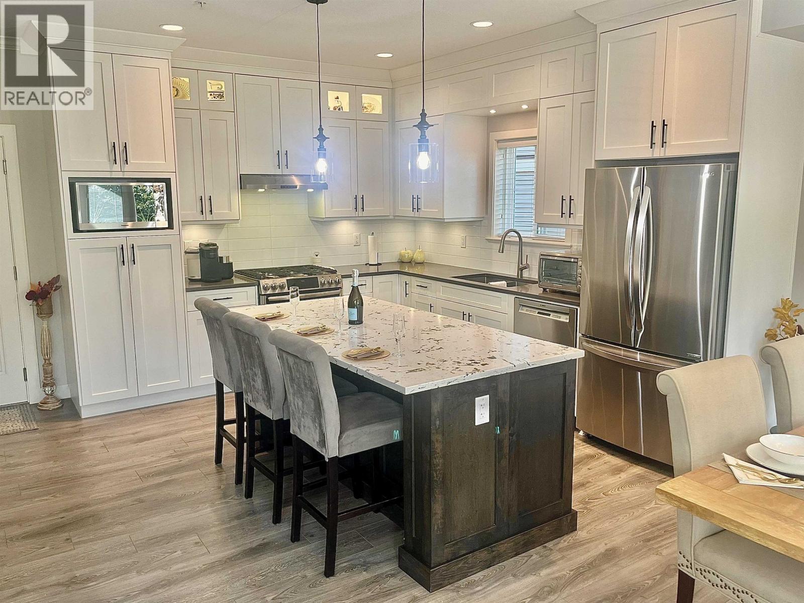 51 11252 COTTONWOOD DRIVE