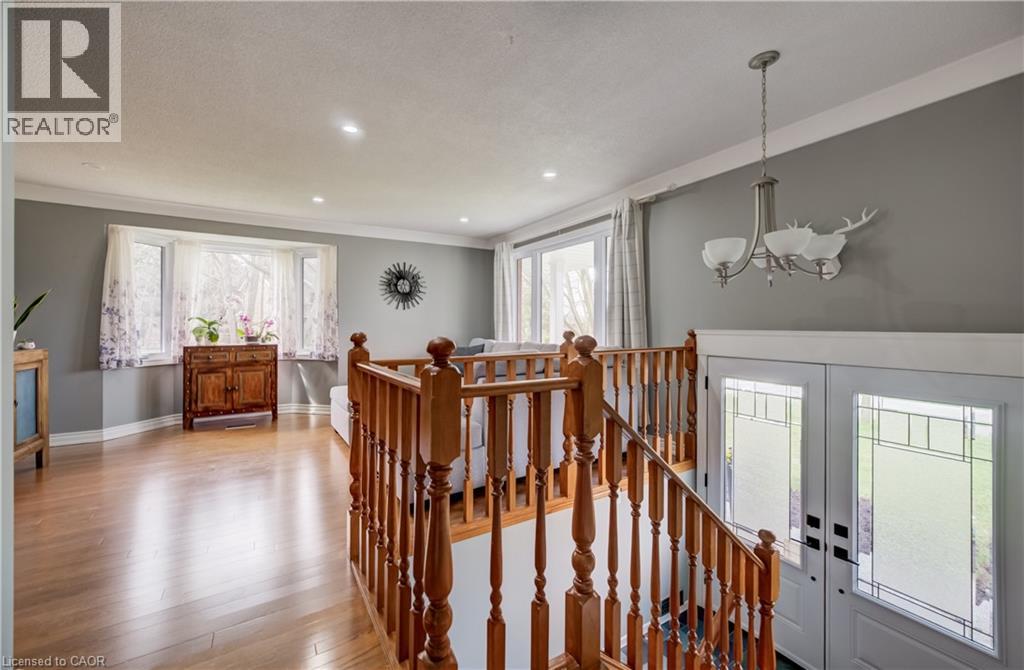 4 RONALD Road