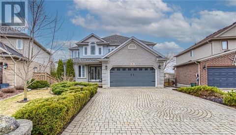 16 STIEFELMEYER Crescent Baden ON N3A2L1