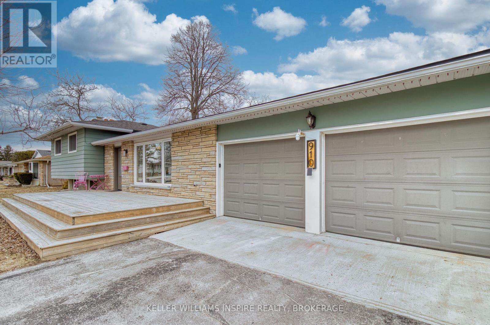 910 AUDEN PARK DRIVE E