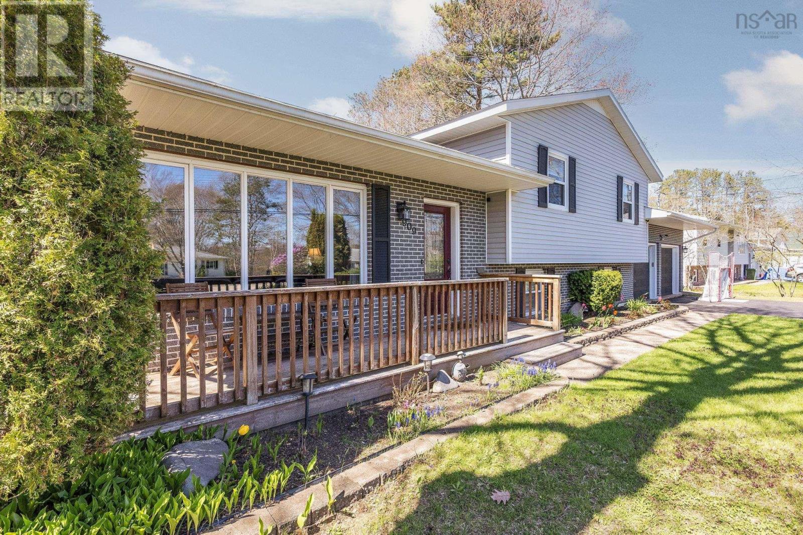 909 Julie Drive