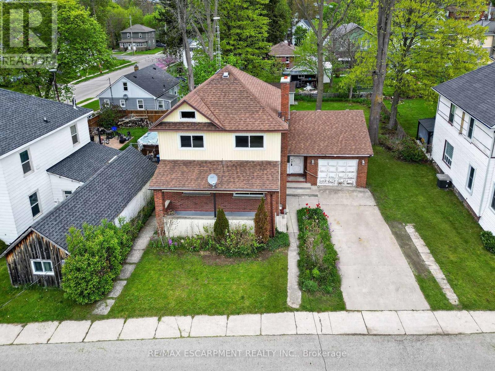 119 NORTH CAYUGA STREET W
