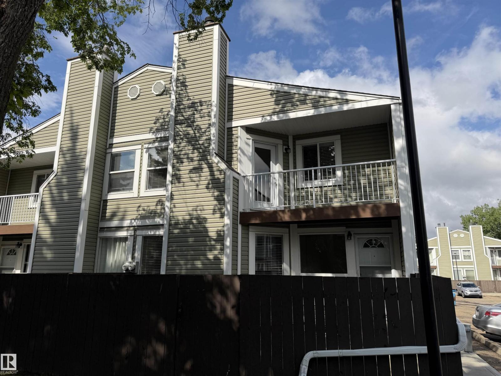 #1 1820 56 ST NW