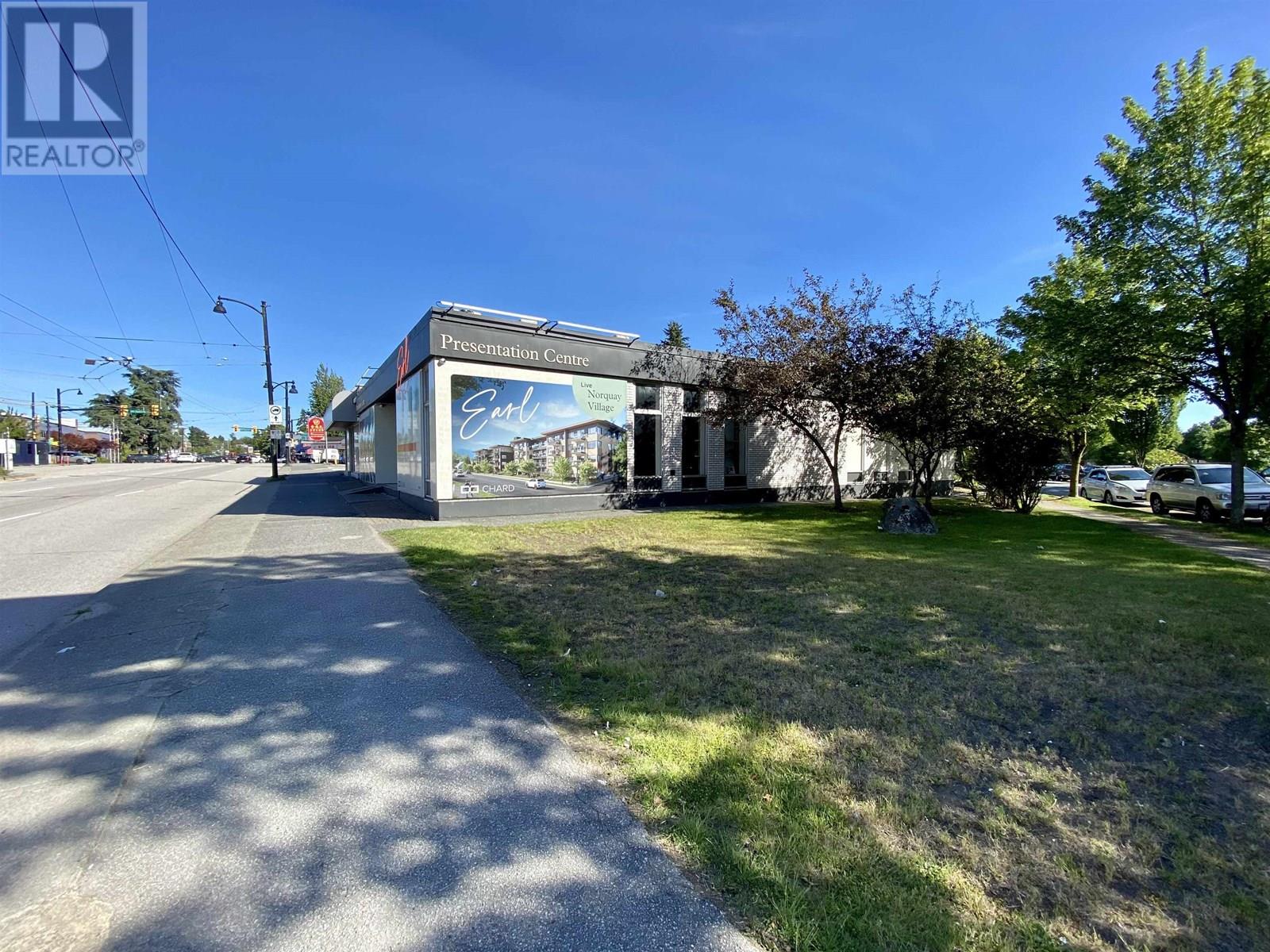 2700 KINGSWAY