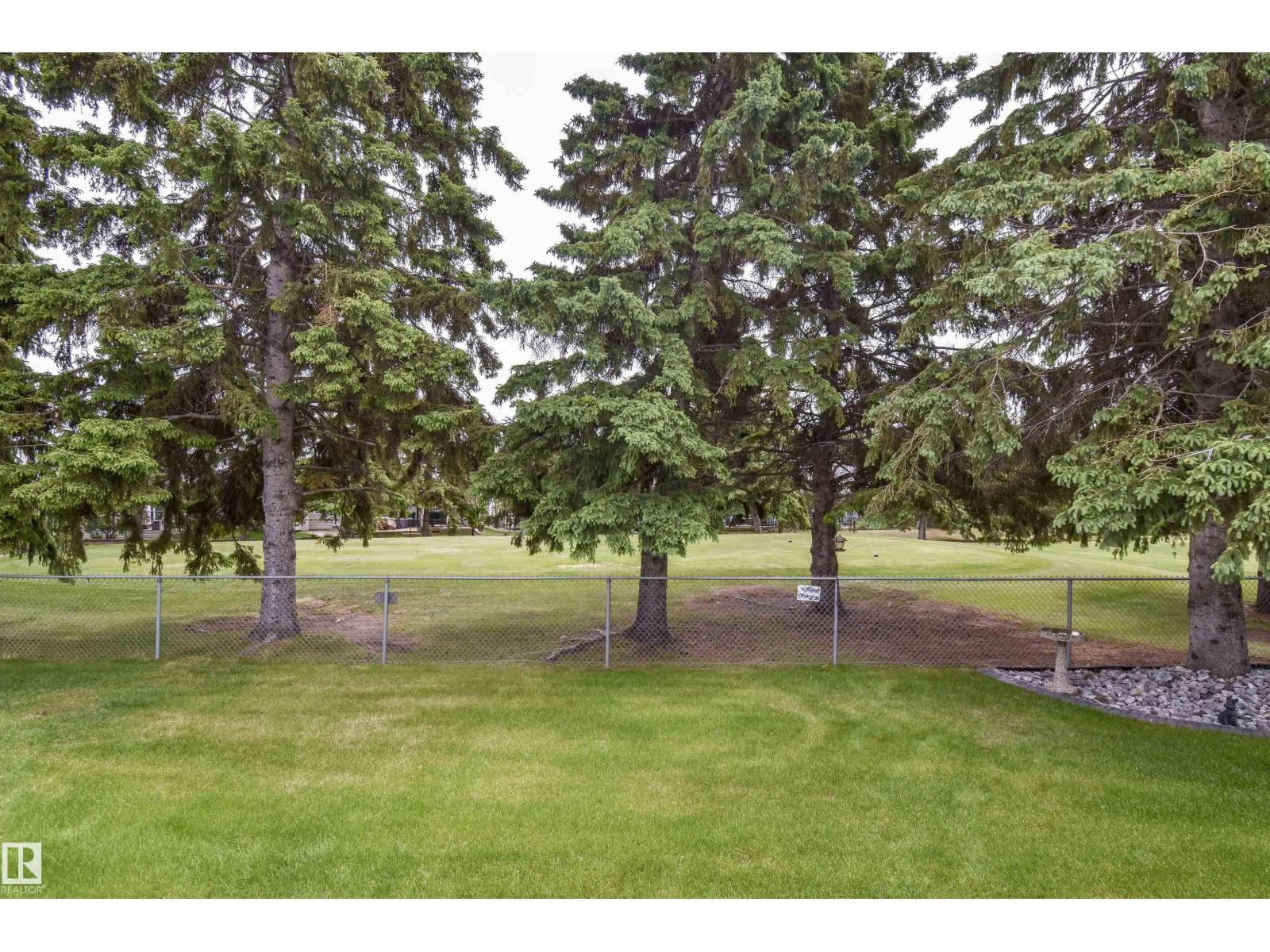 24 Longview PL