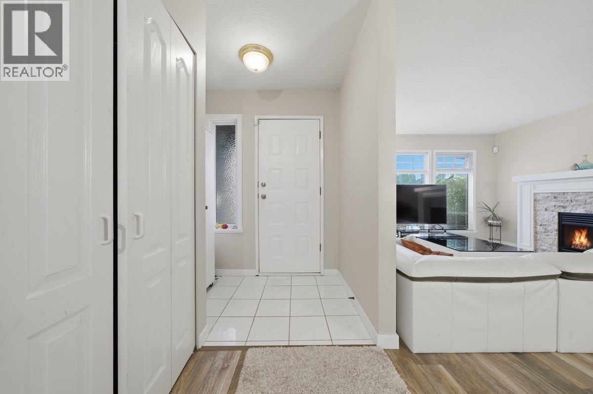 1155 ESPERANZA DRIVE