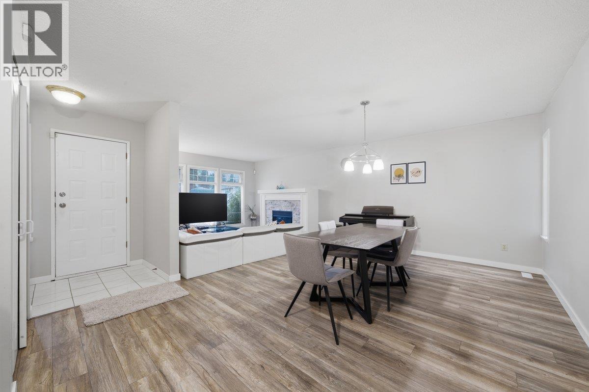 1155 ESPERANZA DRIVE